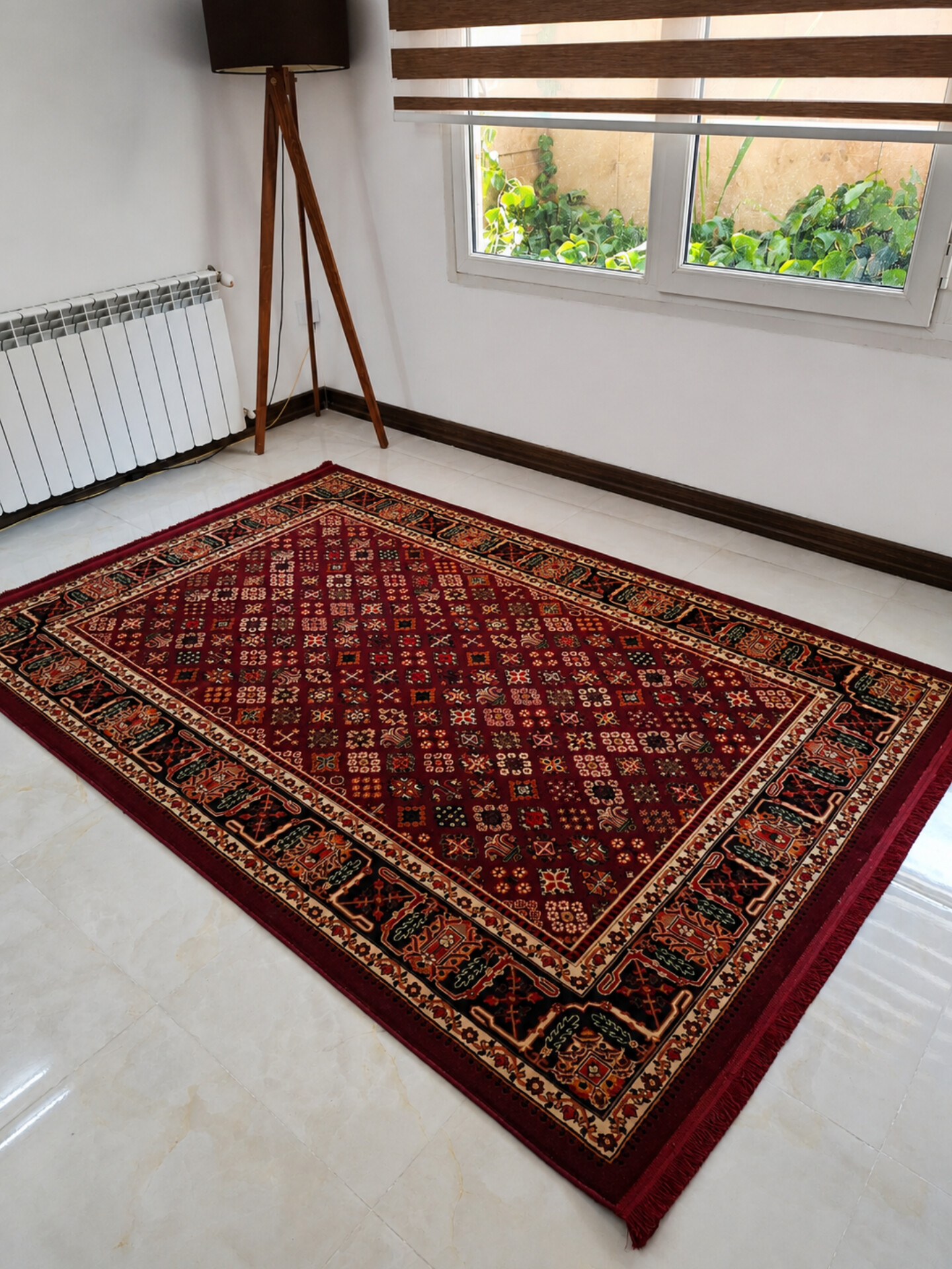 فرش گبه ماشینی کد ۷۸۱۴۰ رنگ لاکی
